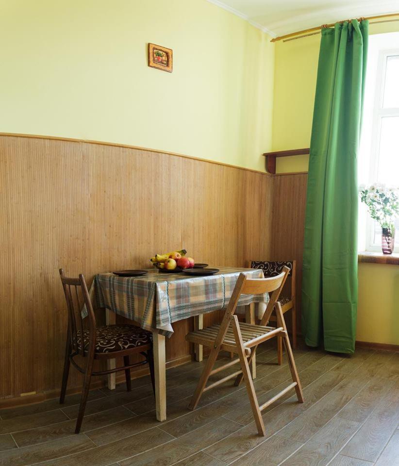 Ferienwohnung Best Location! Rynok Square, Opera. Lemberg Exterior foto