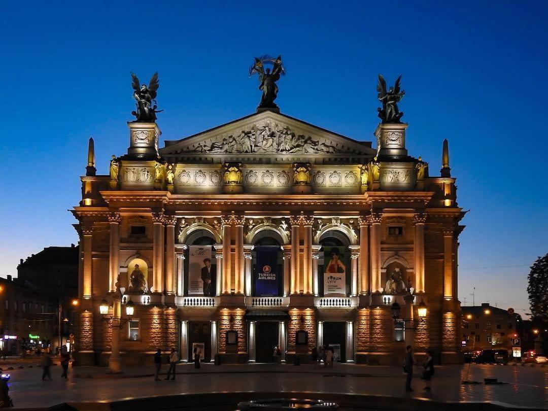 Ferienwohnung Best Location! Rynok Square, Opera. Lemberg Exterior foto